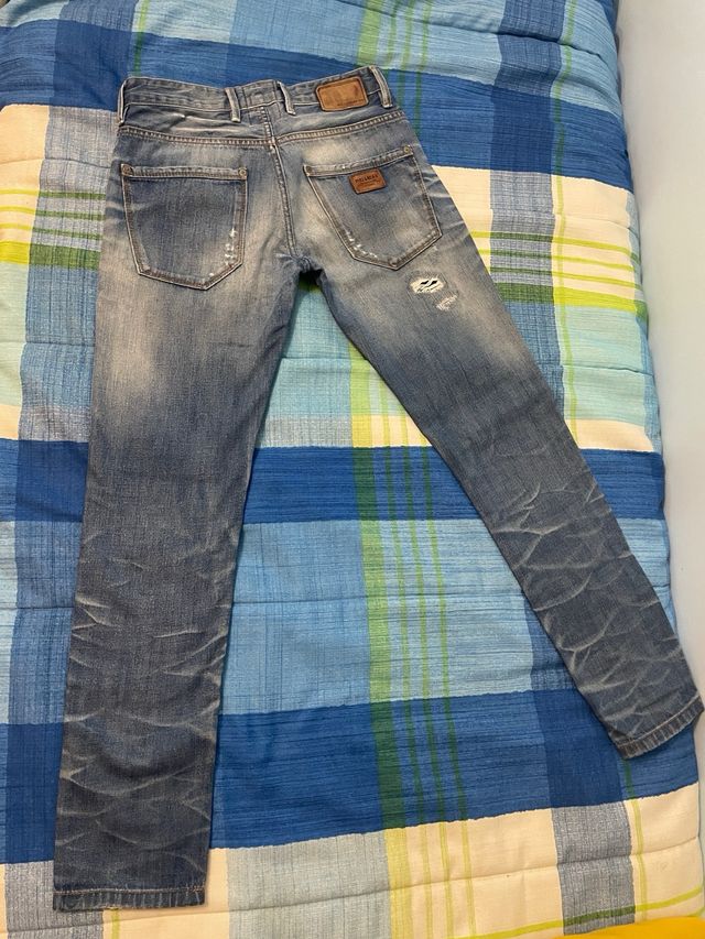 pantalon vaquero pull&bear