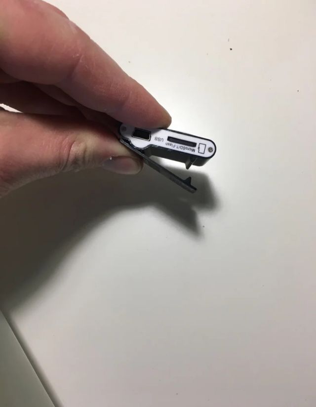 Mini Lettore MP3 - MAJESTIC con MicroSD