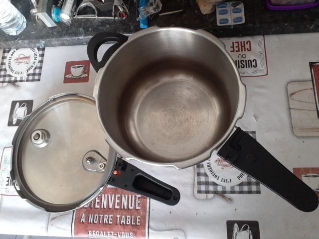 Freidoras/escurre verdura/olla rápida