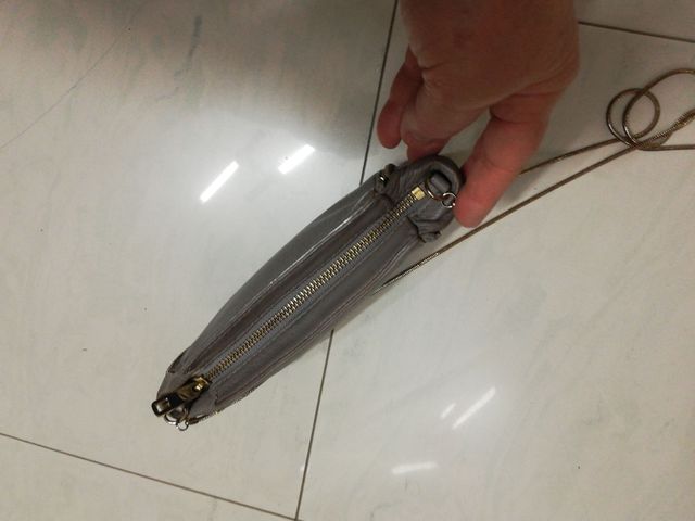 Pochette  con catenina