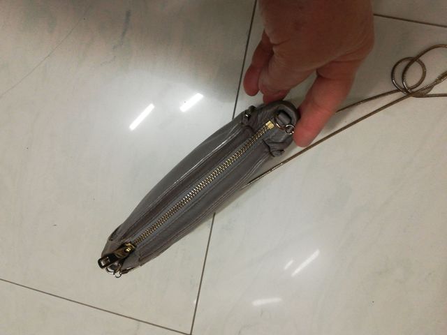 Pochette  con catenina