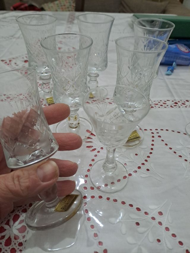 11 bicchieri liquore con centrotavola