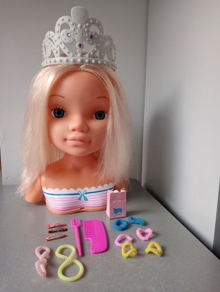  Muñeca Nancy Busto peluquería y maquillaje