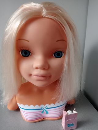  Muñeca Nancy Busto peluquería y maquillaje