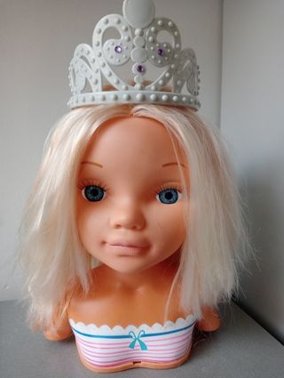  Muñeca Nancy Busto peluquería y maquillaje