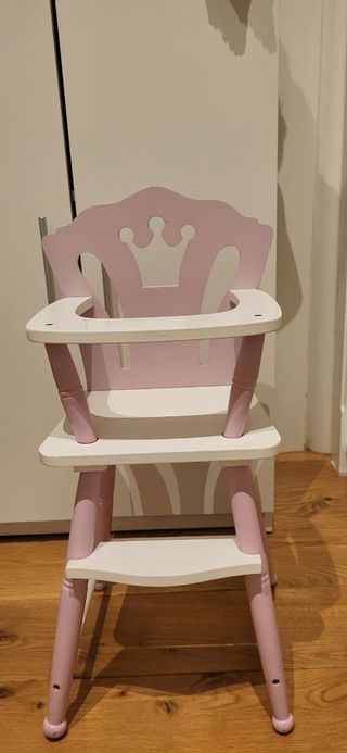 Trona para muñecos de madera