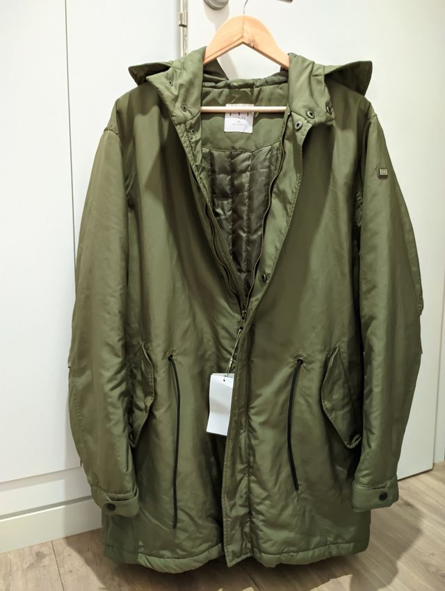 Abrigo NUEVO de hombre marca Milano.