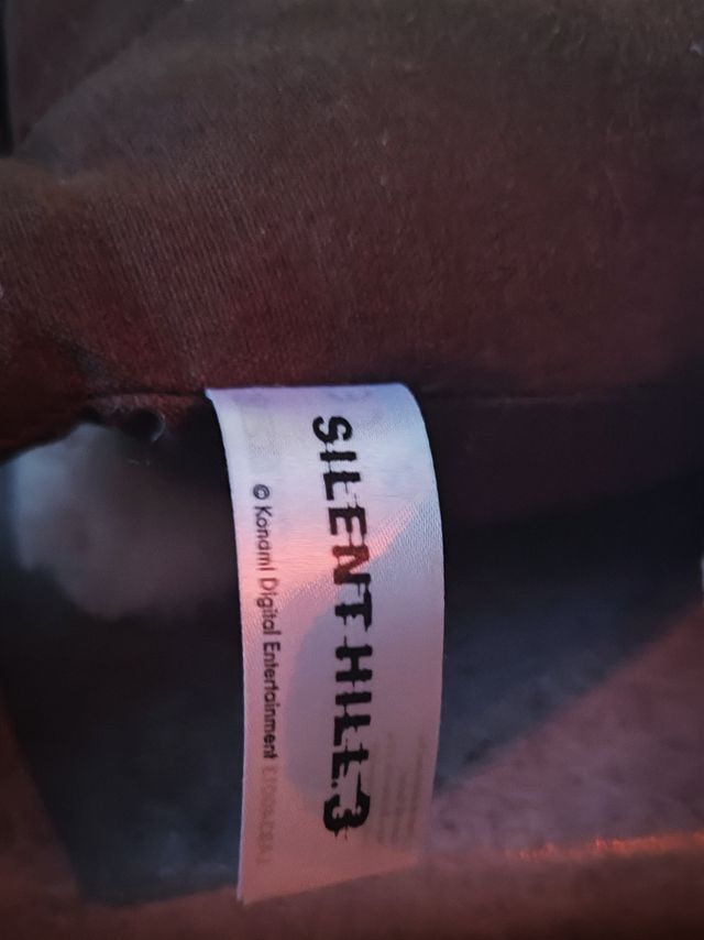 Peluche Silent Hill conejo edición limitada
