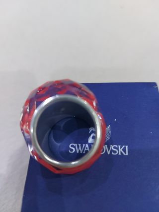 Anillo Swarovski.  Nuevo