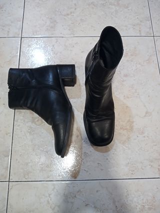 Botines piel negros n° 38