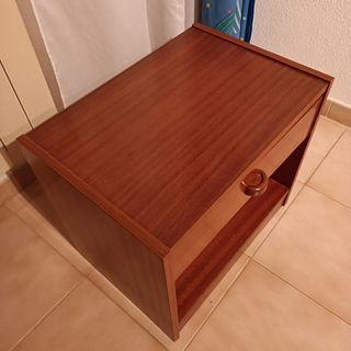 Mesilla dormitorio