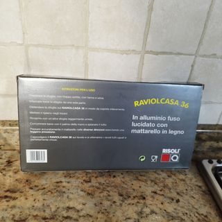 Formina per ravioli e mattarello nuovi