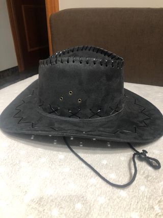 Sombreo gris oscuro tipo del Oeste