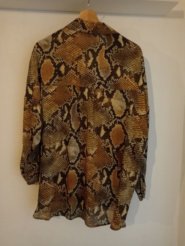 Camisa animal print de Zara