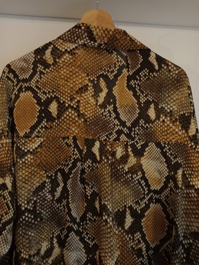 Camisa animal print de Zara