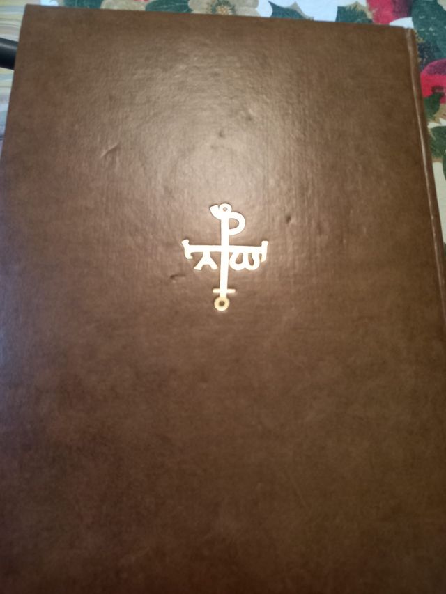 Biblia por fascìculos encuadernada