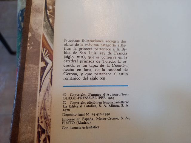 Biblia por fascìculos encuadernada