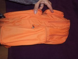 Mochila NUEVA naranja: 7 cremalleras