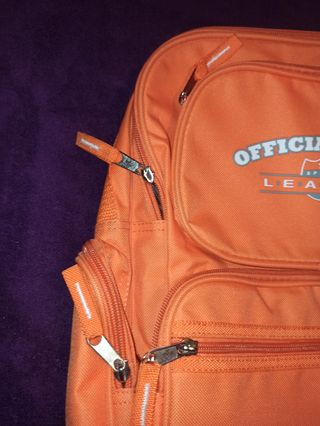 Mochila NUEVA naranja: 7 cremalleras