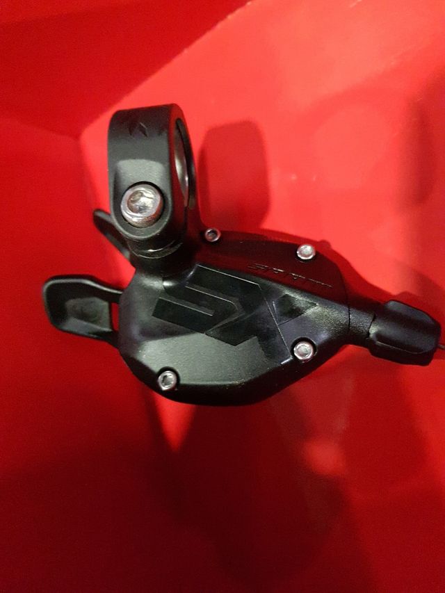 Nuovo controllo del cambio SRAM SX Eagle 12v