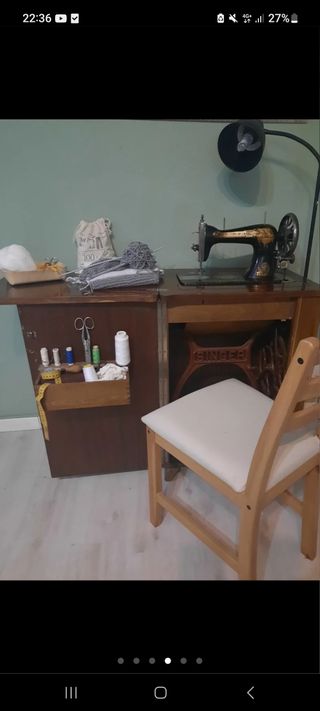 Antiguedades,Maquina de coser singer muy antigua