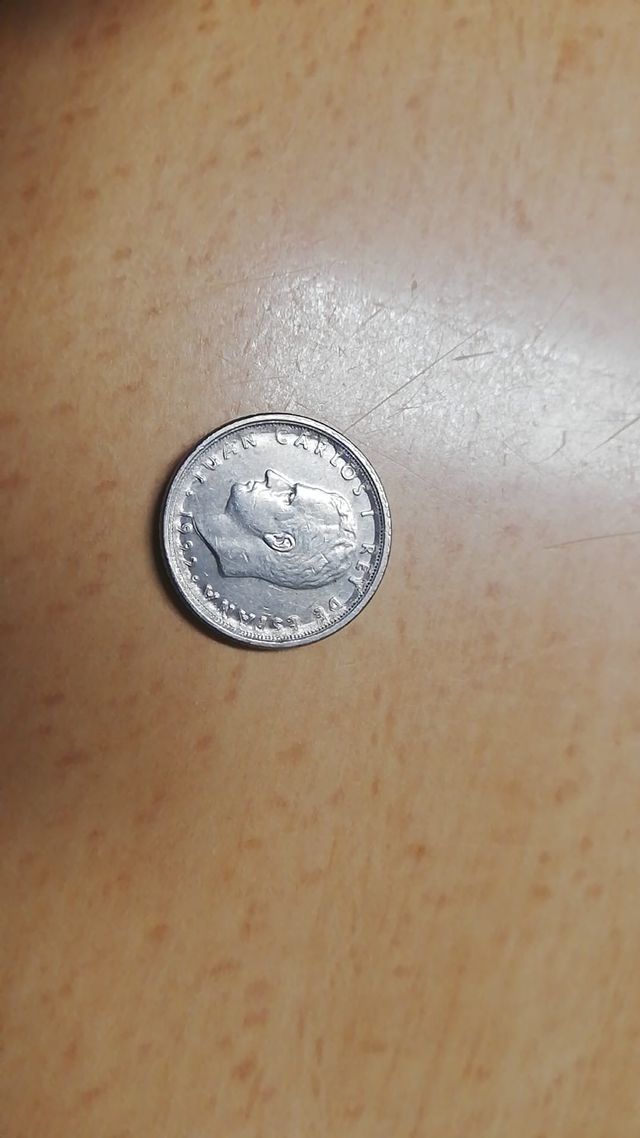 Moneda de 10 pts poco comun