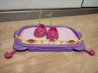 Parque atracciones PinyPon. Incluye 2 PinyPon.