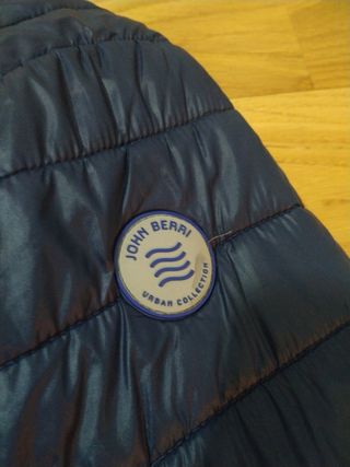 Cazadora plumas azul marino