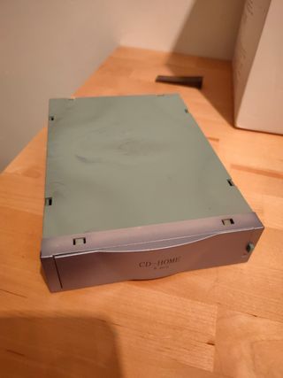 Almacen de CDs para buss pc sobremesa