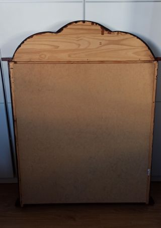 Espejo de madera antiguo