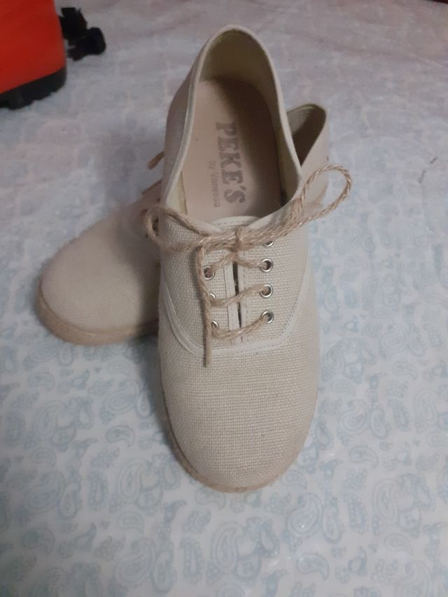 Zapatos de niño talla 35