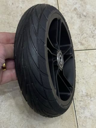 Rueda maciza patinete