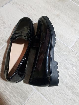 Zapatos charol negros N° 37