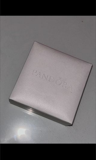 Anillo pandora