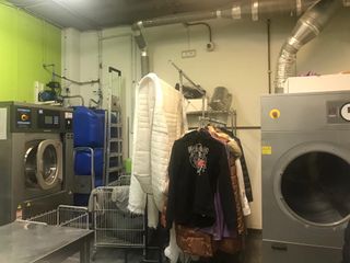 Traspaso - Tintoreria 300