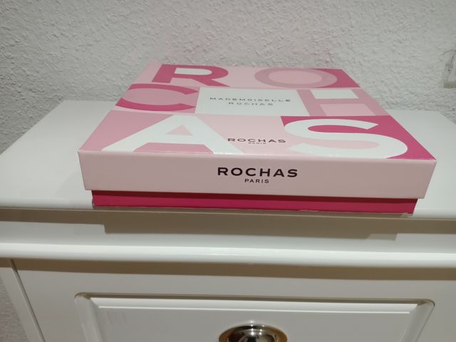 Caja vacía rochas
