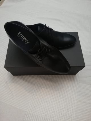 Zapatos de vestir Emirey negros