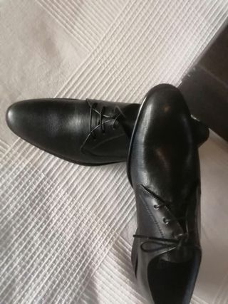 Zapatos de vestir Emirey negros