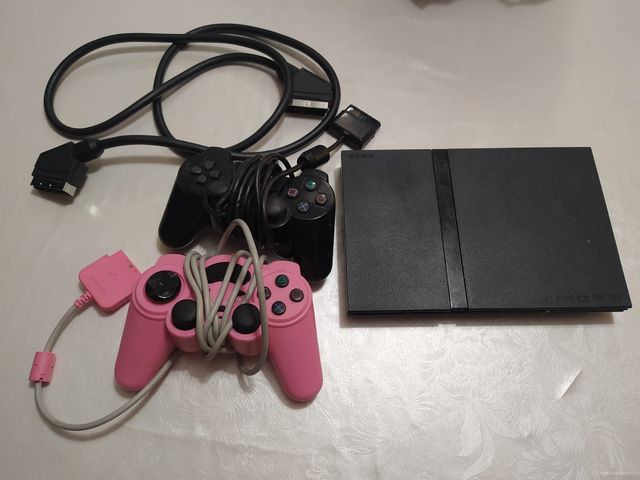 Play Station 2 con mandos