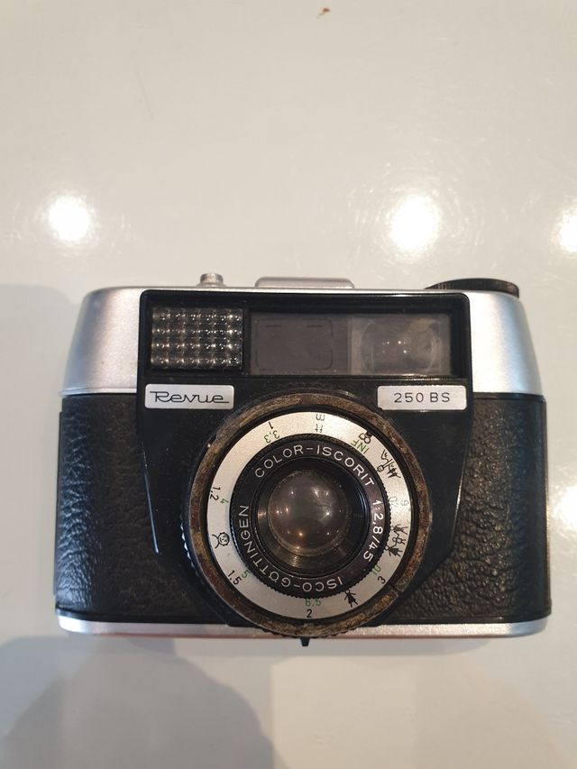 Camara Vintage Revue 250 BS