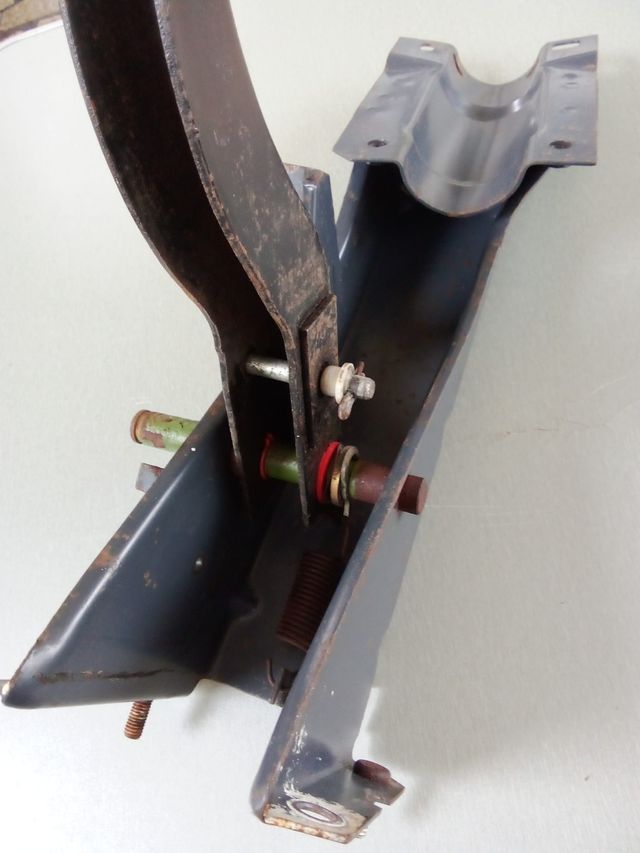 Soporte caña dirección fiesta mk1