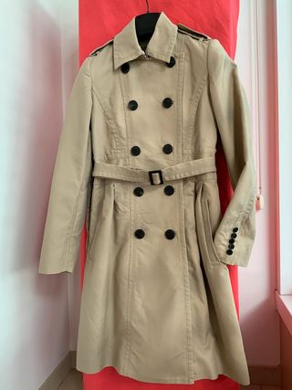 Gabardina de Zara talla M