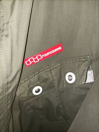 Foursquare, talla L. SÓLO ENVÍOS 