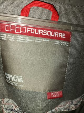 Foursquare, talla L. SÓLO ENVÍOS 