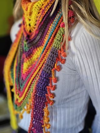 Pañuelo bufanda triangular