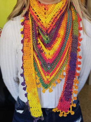 Pañuelo bufanda triangular