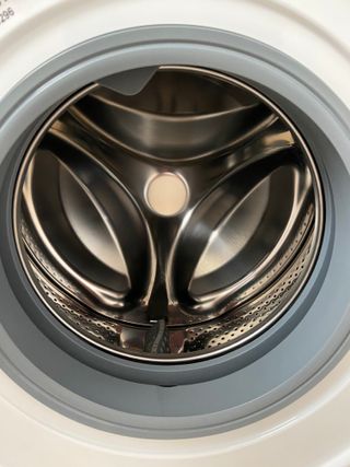Lavadora 6kg, 1000rpm, carga frontal 15 programas