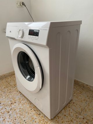 Lavadora 6kg, 1000rpm, carga frontal 15 programas