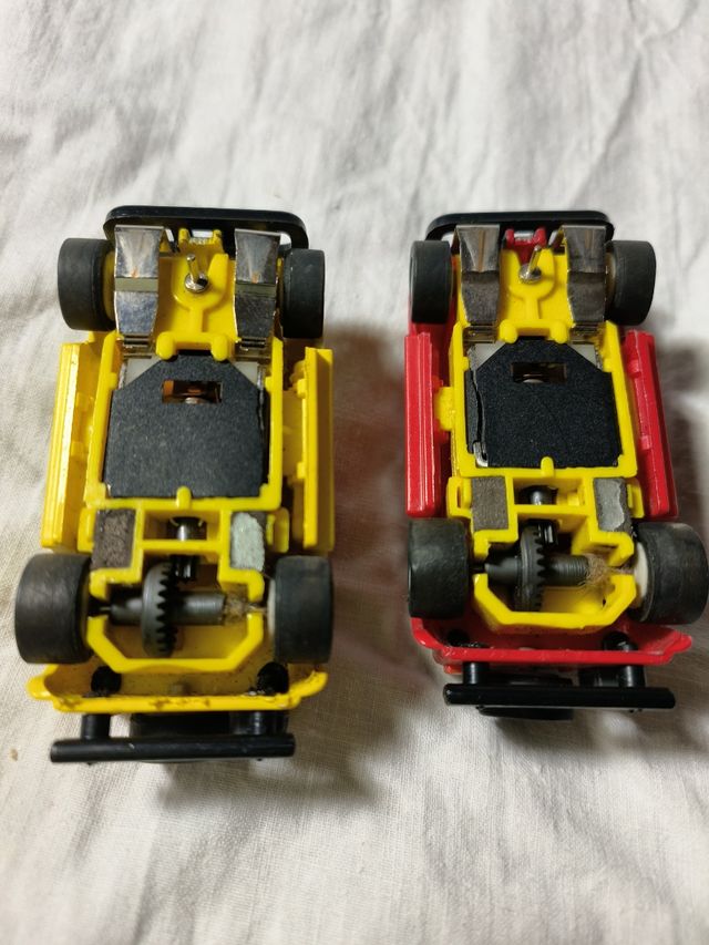 2 coches Famosa Play slot HO