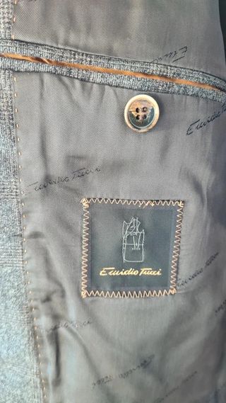 Traje Emidio Tucci talla 50 gris